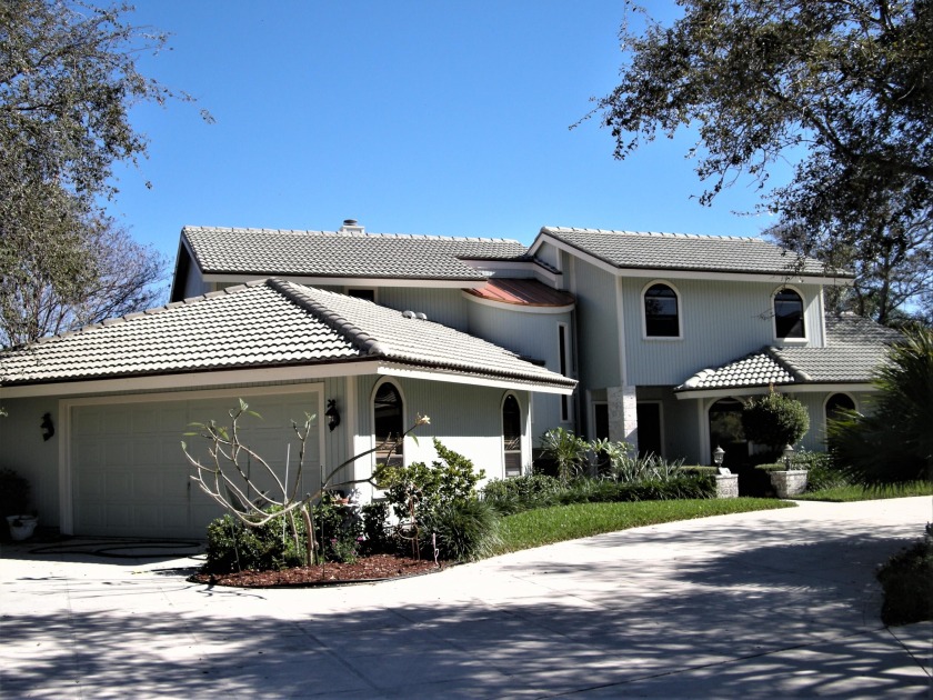 518 Corsair Drive - Beach Home for sale in North Palm Beach, Florida on Beachhouse.com