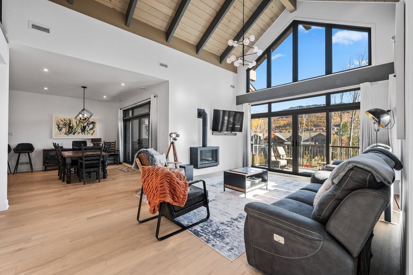 Verbier 10-205 | This 4-bedroom, 3-bathroom corner unit is - Beach Condo for sale in Mont-Tremblant, Quebec on Beachhouse.com