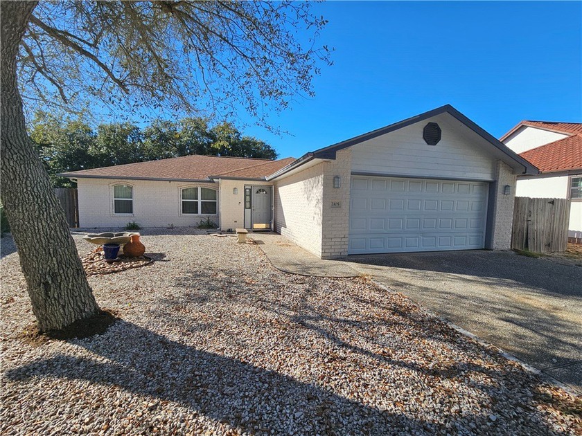 Welcome to your slice of coastal paradise in beautiful Rockport - Beach Home for sale in Rockport, Texas on Beachhouse.com