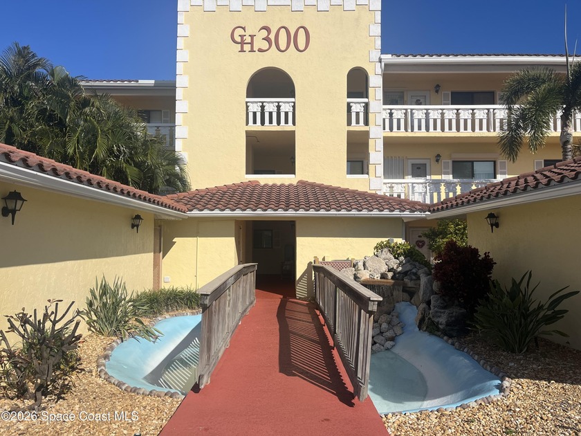 Great Central Cocoa Beach location- a block to shopping area - Beach Condo for sale in Cocoa Beach, Florida on Beachhouse.com