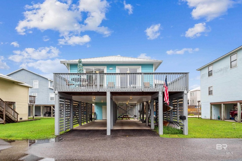 Perfect Vacation Rental, surrounded by water with easy access - Beach Home for sale in Gulf Shores, Alabama on Beachhouse.com