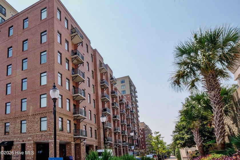 Welcome to River Place! Fabulous FULLY FURNISHED condo awaits - Beach Condo for sale in Wilmington, North Carolina on Beachhouse.com