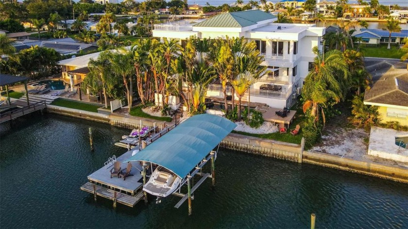 Welcome to this one-of-a-kind custom-built home. This beautiful - Beach Home for sale in Clearwater, Florida on Beachhouse.com