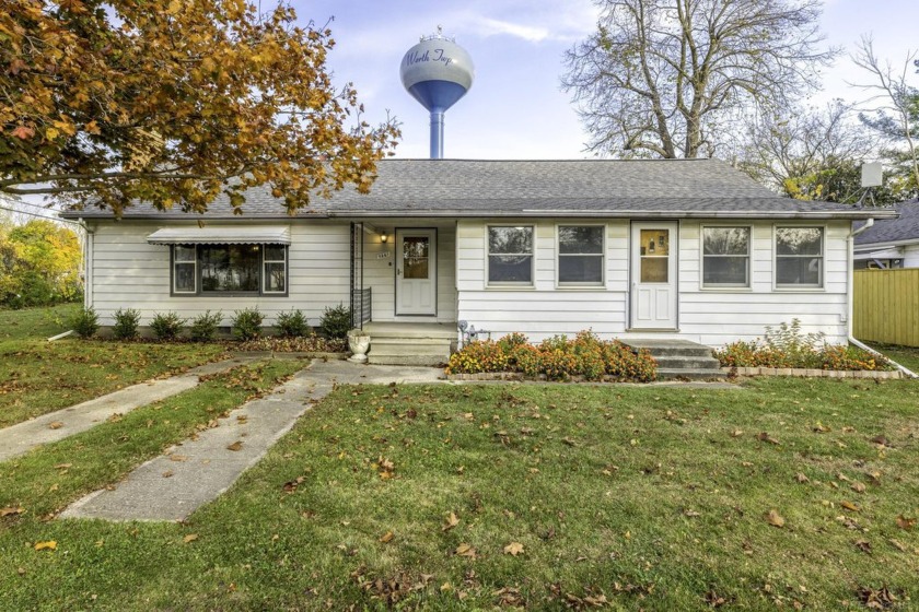 LEXINGTON - Ranch Home with AMAZING Association Beach access! - Beach Home for sale in Lexington, Michigan on Beachhouse.com