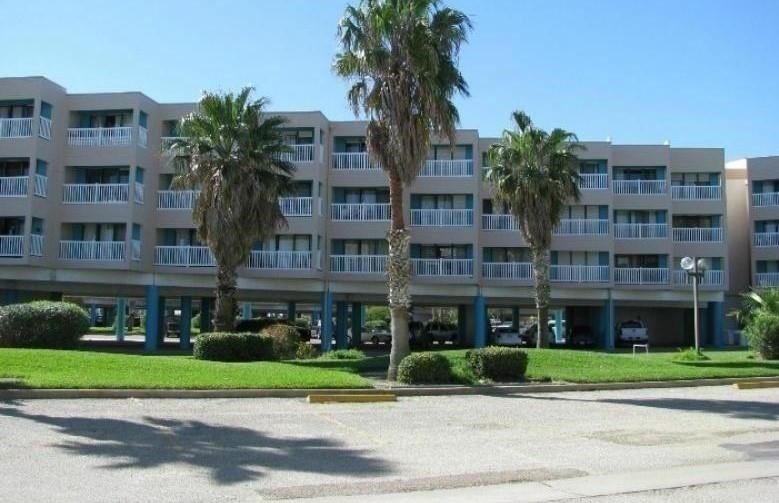 Nice and fully furnished condo on the beach with a stunning view - Beach Condo for sale in Corpus Christi, Texas on Beachhouse.com