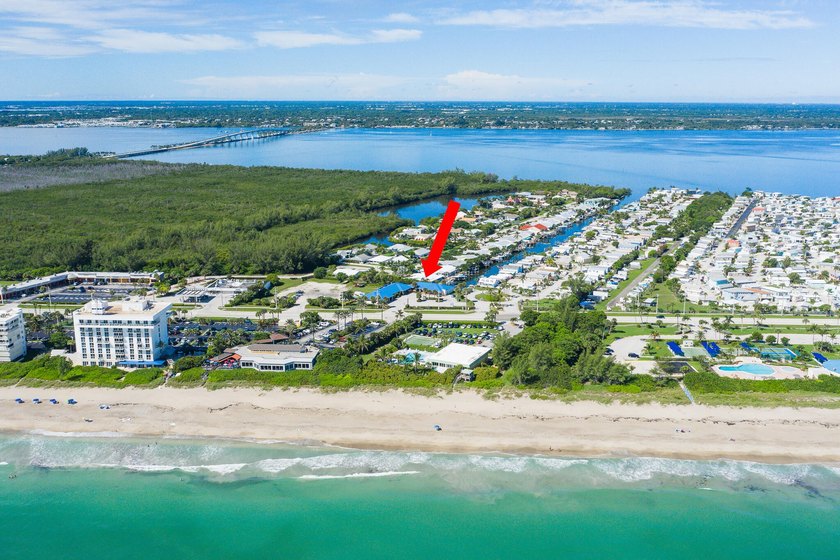 Live the ultimate coastal lifestyle on beautiful Hutchinson - Beach Home for sale in Jensen Beach, Florida on Beachhouse.com