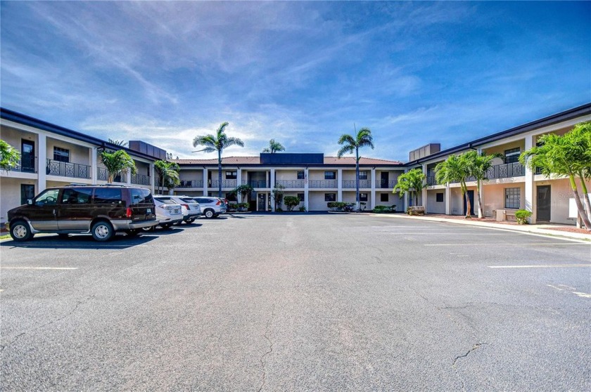 MOTIVATED SELLERS!!! Welcome to this beautifully updated FIRST - Beach Condo for sale in Largo, Florida on Beachhouse.com