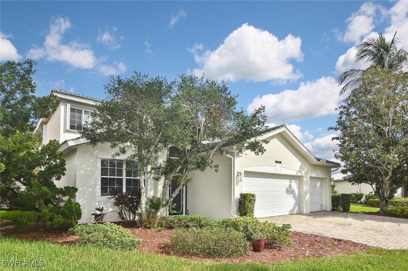 PRICE REDUCTION! 4 Bedrooms, 3 Bath, Office, Loft, 3 Car Garage - Beach Home for sale in Fort Myers, Florida on Beachhouse.com