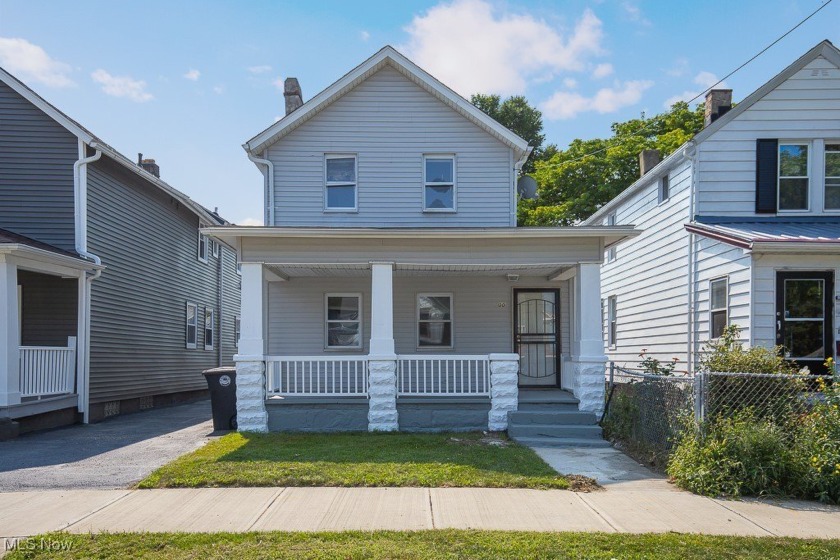 Location, Location, Location! Duplex investment opportunity - Beach Townhome/Townhouse for sale in Cleveland, Ohio on Beachhouse.com