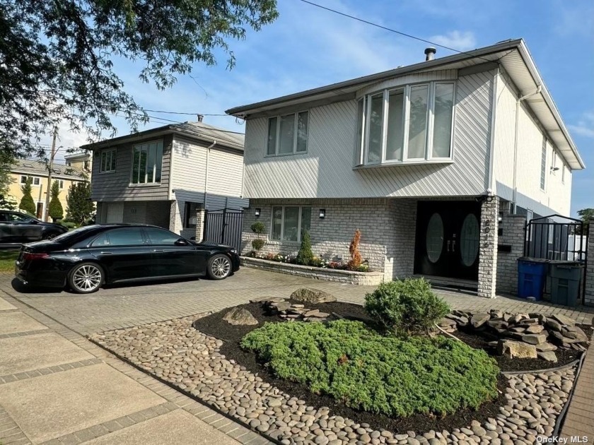 Location, Location, Location!  Beautiful, Quiet tree lined - Beach Home for sale in Howard Beach, New York on Beachhouse.com