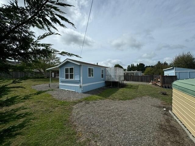 A very sweet lot over a 3rd of an acre! Includes a cute and very - Beach Home for sale in Fortuna, California on Beachhouse.com