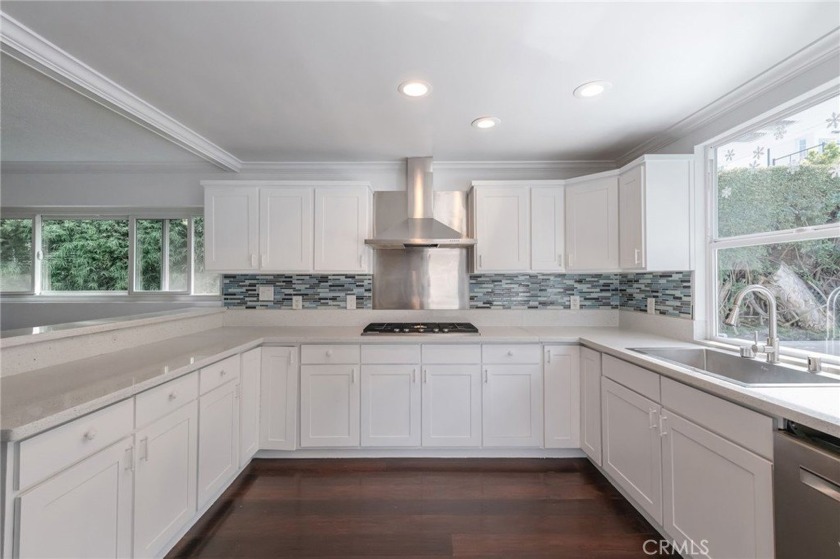 Welcome to 713 Bayonne St, a charming gem nestled in the heart - Beach Home for sale in El Segundo, California on Beachhouse.com