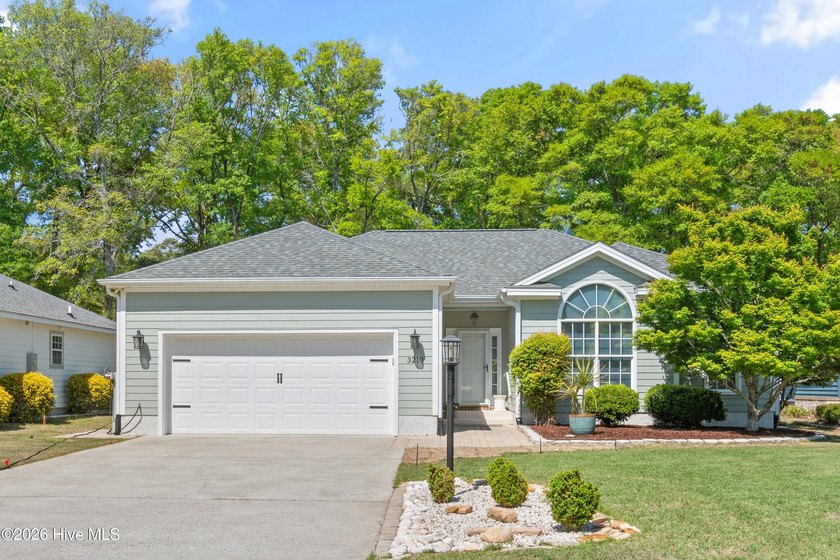 Positioned on the #3 fairway of the Lockwood Folly Golf Course - Beach Home for sale in Supply, North Carolina on Beachhouse.com