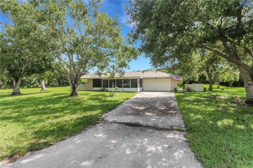 Enjoy the perfect mix of privacy and convenience with this - Beach Home for sale in Fort Myers, Florida on Beachhouse.com