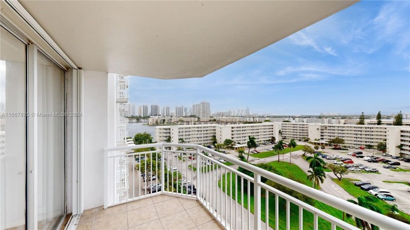 Experience breathtaking ocean and city views from this highly - Beach Condo for sale in Aventura, Florida on Beachhouse.com