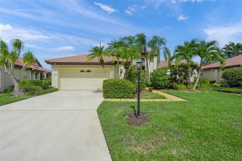 Discover this inviting 3-bedroom, 2.5-bath townhome in the - Beach Townhome/Townhouse for sale in Sarasota, Florida on Beachhouse.com