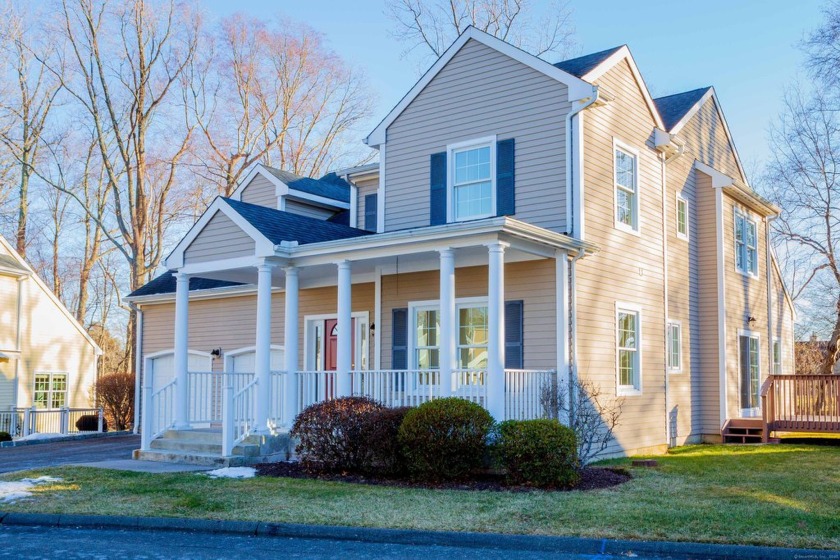 If you've been waiting for the perfect downsize - this is it! - Beach Condo for sale in Stratford, Connecticut on Beachhouse.com