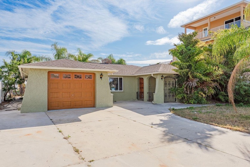 Move-in ready waterfront living awaits in this beautifully - Beach Home for sale in Hudson, Florida on Beachhouse.com