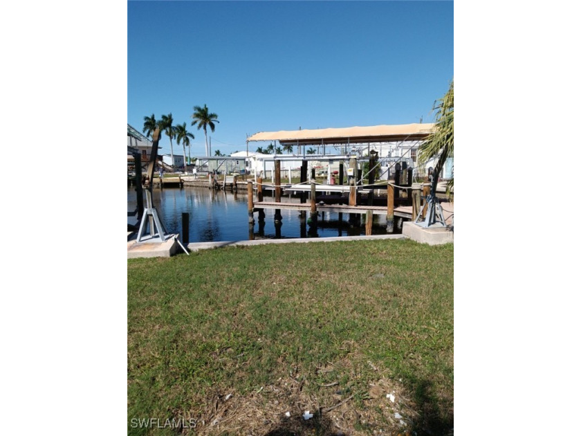 Priced to sell!! Direct Gulf access Mobil/Manufactured housing - Beach Lot for sale in ST. James City, Florida on Beachhouse.com