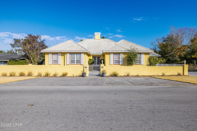 Amazing waterfront opportunity in the desirable gated Bay Point - Beach Home for sale in Panama City, Florida on Beachhouse.com