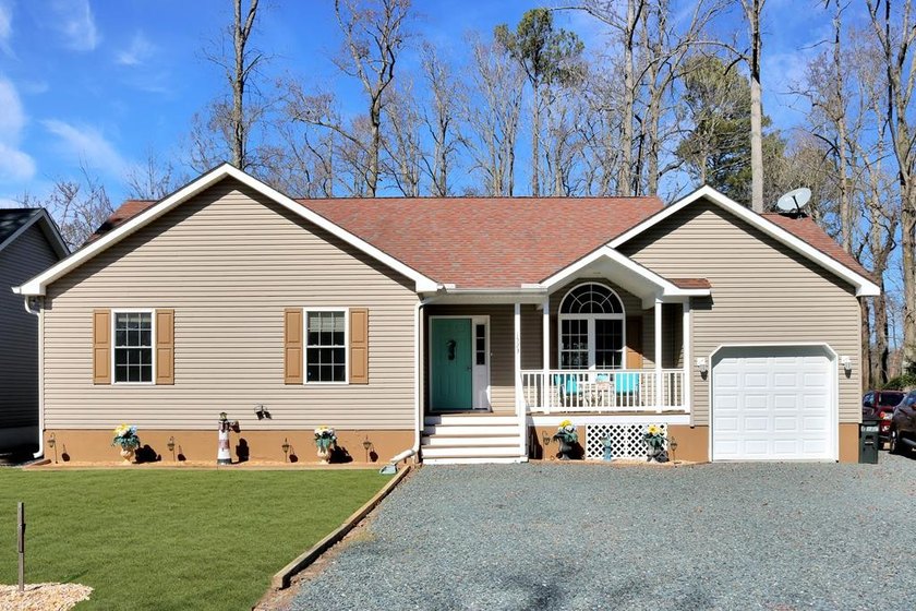 Welcome to easy coastal living in the amenity-rich community of - Beach Home for sale in Greenbackville, Virginia on Beachhouse.com
