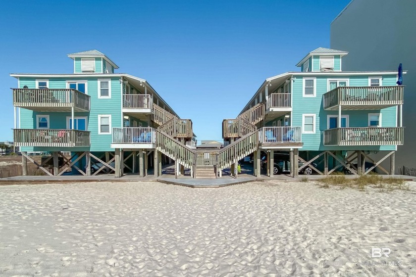 Welcome to your beachfront oasis! This 2 bedroom , 1 bath condo - Beach Home for sale in Gulf Shores, Alabama on Beachhouse.com