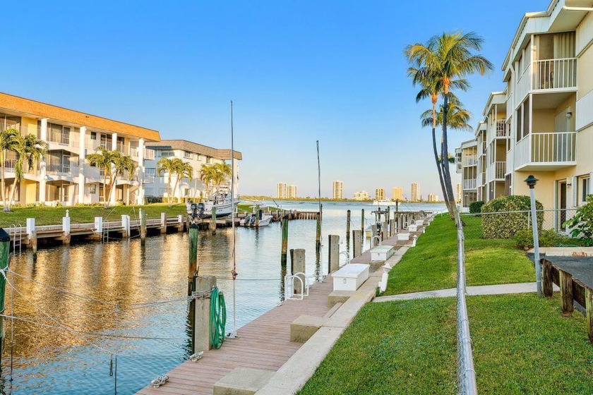 A BOATER'S DREAM! This furnished, turnkey 2BR/2BA, 3rd floor end - Beach Condo for sale in North Palm Beach, Florida on Beachhouse.com