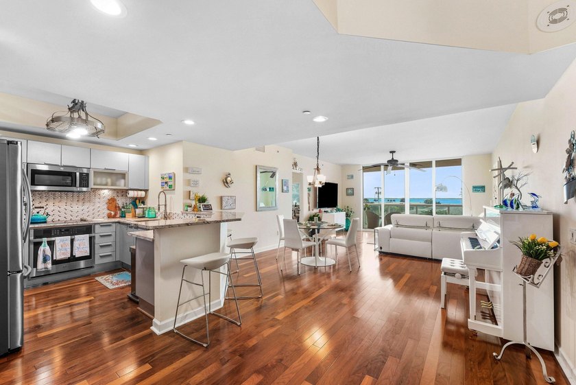 Beautiful 3rd floor END UNIT w/2BR + den, 2BA overlooking the - Beach Condo for sale in Riviera Beach, Florida on Beachhouse.com