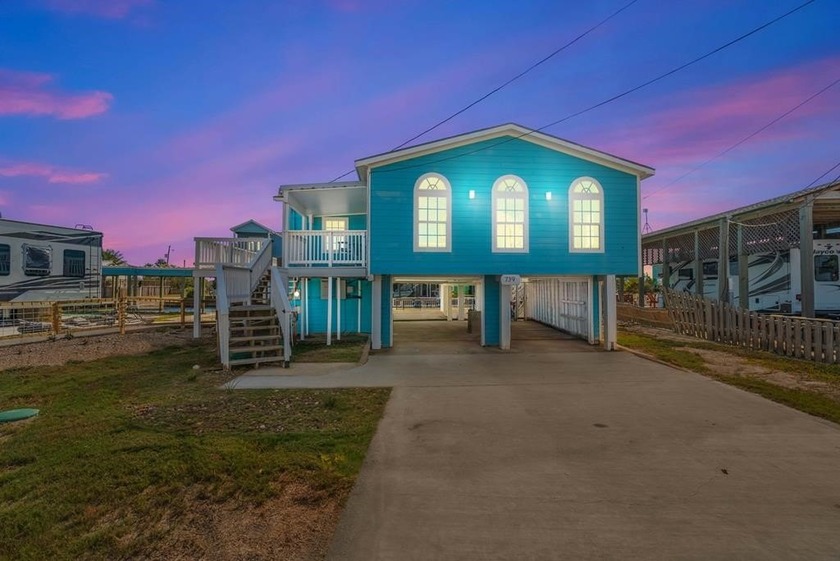 It doesn't get better than this!! Rockport waterfront beauty is - Beach Home for sale in Rockport, Texas on Beachhouse.com