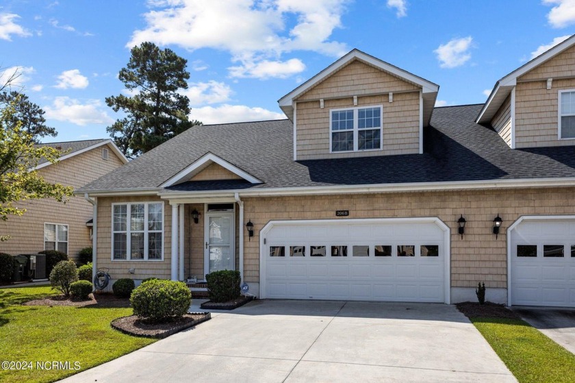 Stunning, modern townhome situated on the golf course in - Beach Townhome/Townhouse for sale in Morehead City, North Carolina on Beachhouse.com