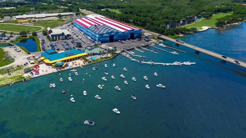 This Slip Size is 10 x 10 x 30. Known as ''The World's Luckiest - Beach Lot for sale in Destin, Florida on Beachhouse.com