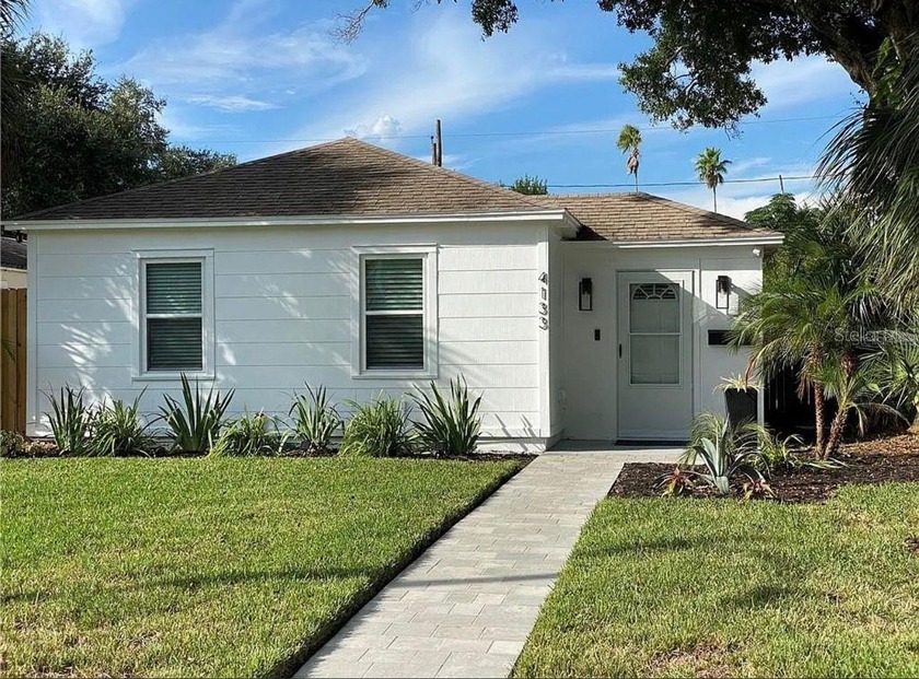Two homes for the price of one in sought-after Central Oak Park! - Beach Home for sale in St. Petersburg, Florida on Beachhouse.com