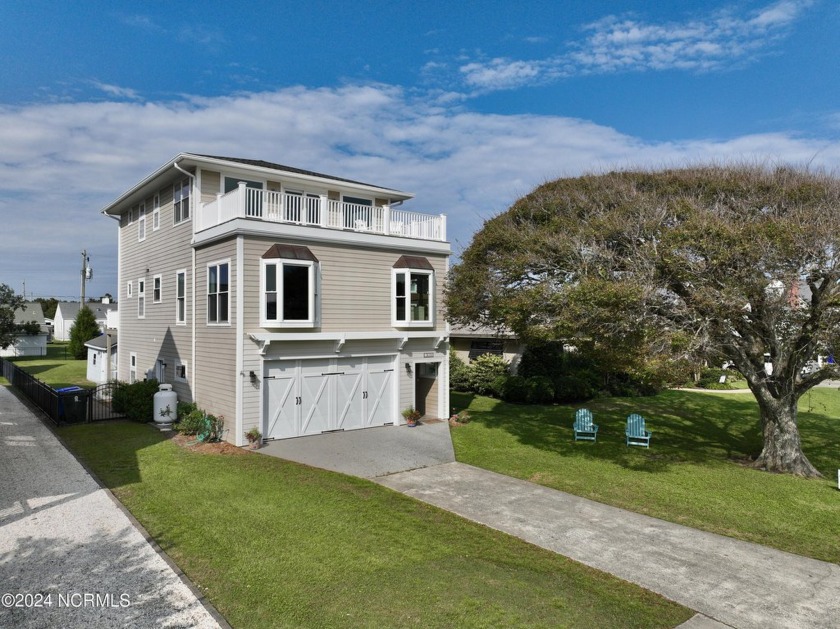 This property is located on Front St. with incredible water - Beach Home for sale in Beaufort, North Carolina on Beachhouse.com