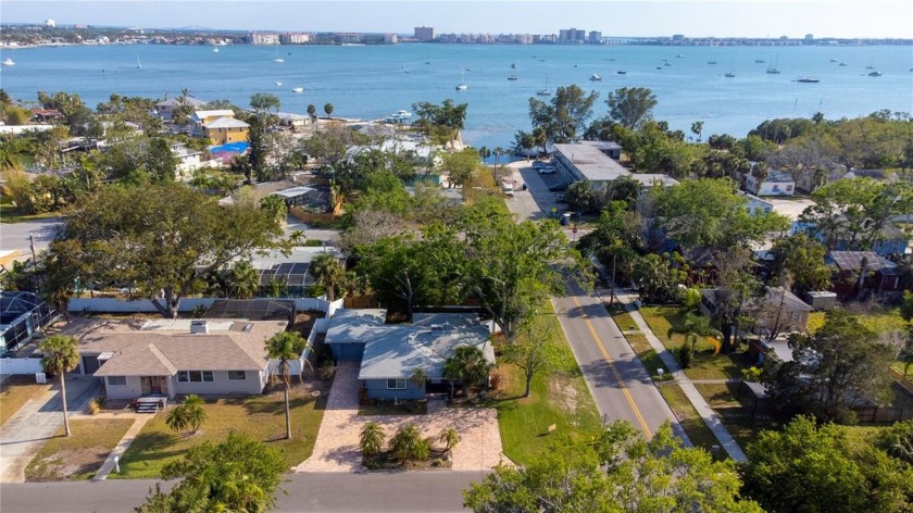 Prime Corner Lot in Gulfport's Marina District - Build Your - Beach Lot for sale in Gulfport, Florida on Beachhouse.com