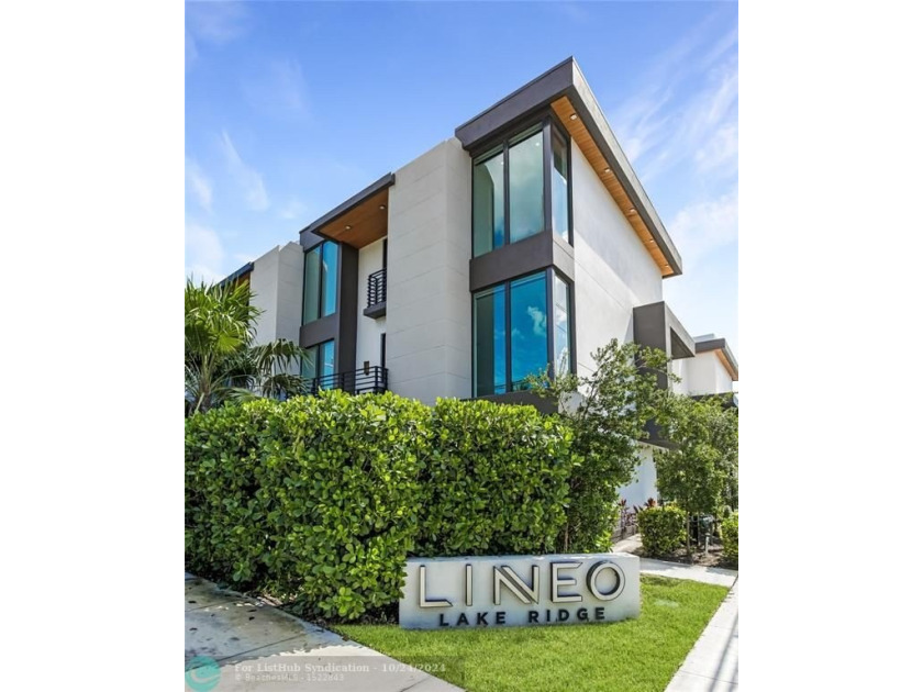 Welcome Home to this stunning, modern Fort Lauderdale corner - Beach Townhome/Townhouse for sale in Fort Lauderdale, Florida on Beachhouse.com