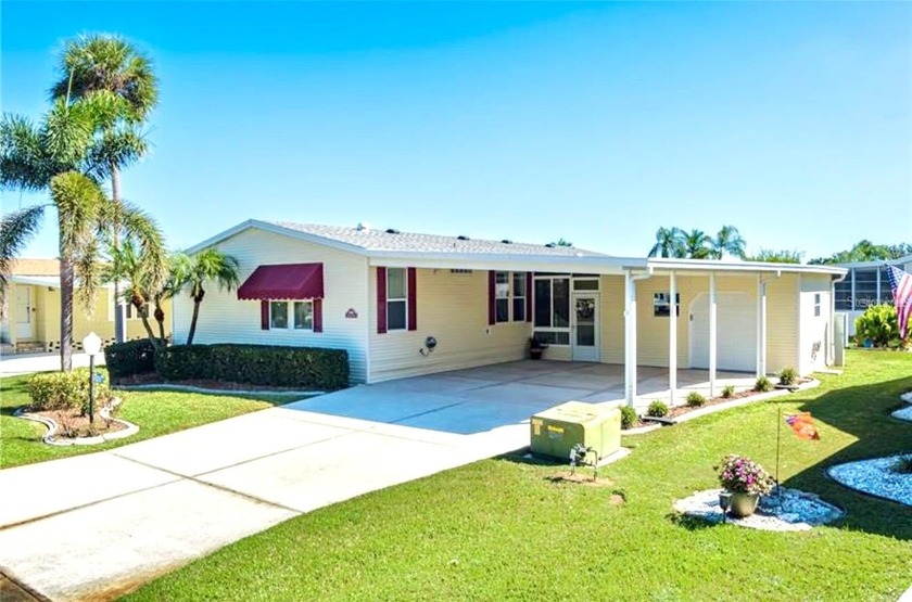 Well-Maintained 3BR Palm Harbor Home with New Roof & A/C! - Beach Home for sale in Palmetto, Florida on Beachhouse.com