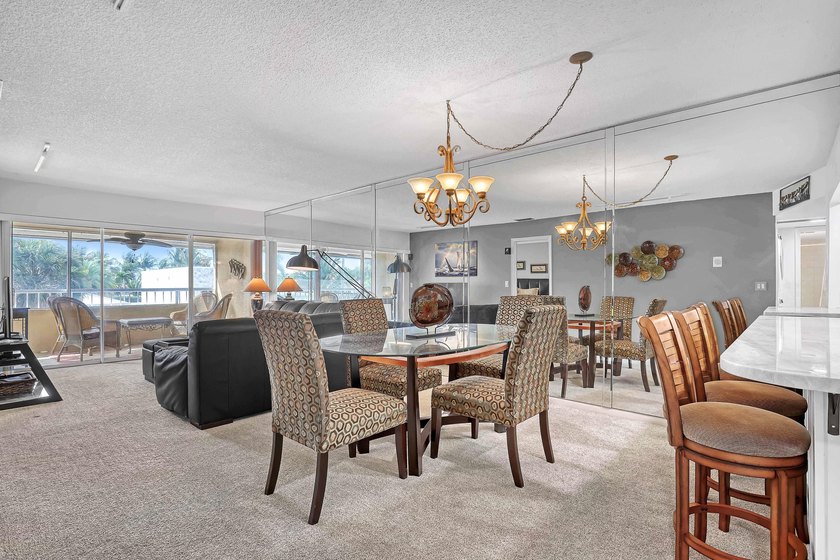 Quiet beach retreat just a short stroll to the sparkling blue - Beach Condo for sale in Singer Island, Florida on Beachhouse.com