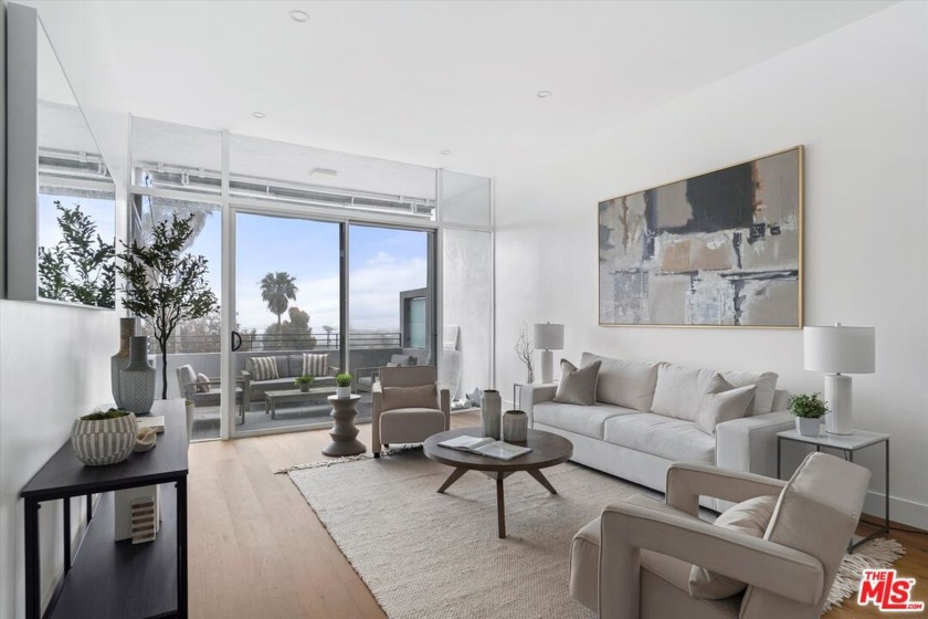 Experience elevated Palisades living in this completely updated - Beach Condo for sale in Pacific Palisades, California on Beachhouse.com