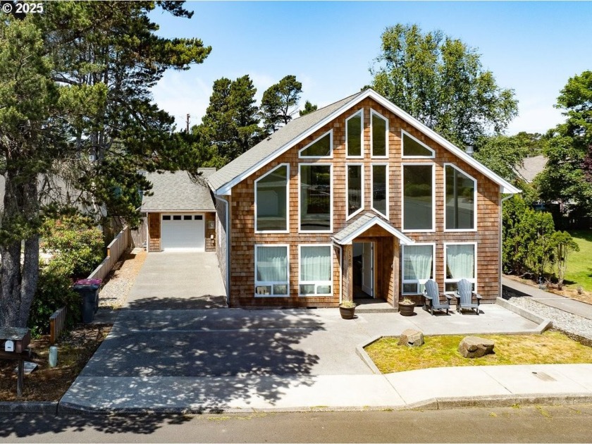 Escape to coastal serenity in this charming, custom built - Beach Home for sale in Seaside, Oregon on Beachhouse.com