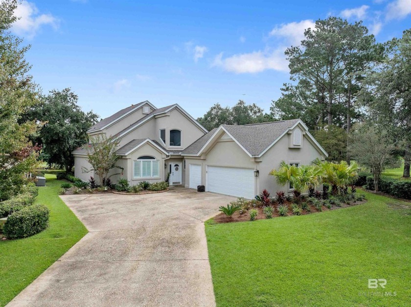 Welcome to 735 St. Andrews Drive. Walking through the front door - Beach Home for sale in Gulf Shores, Alabama on Beachhouse.com