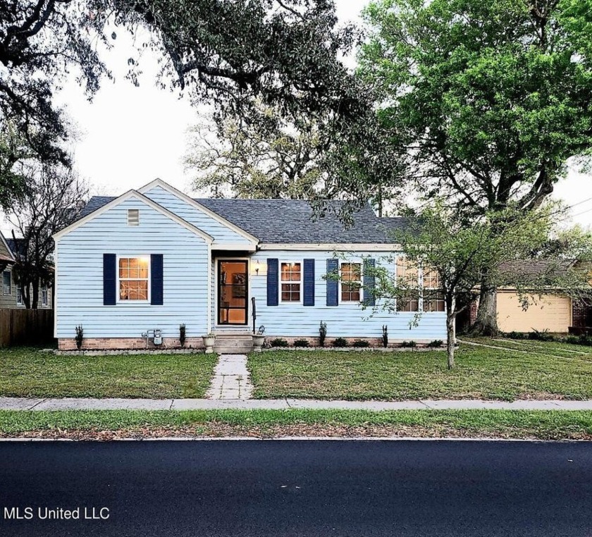 Step into a timeless 1940's beach house that marries vintage - Beach Home for sale in Biloxi, Mississippi on Beachhouse.com