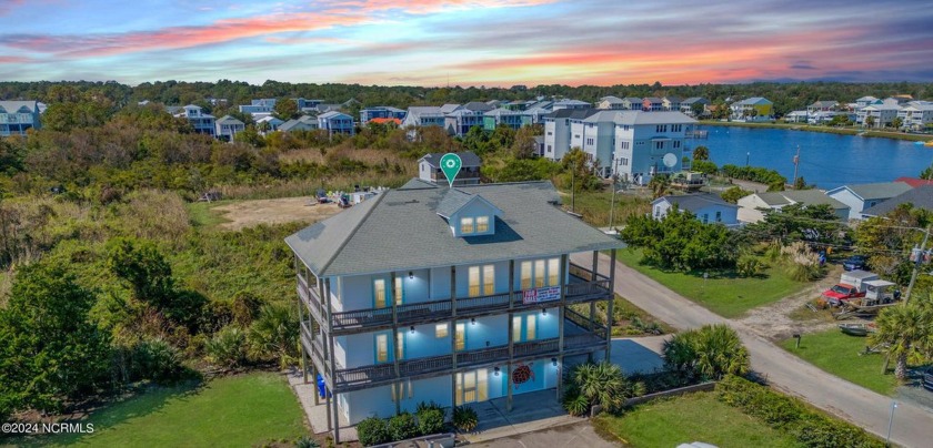 Ocean views and ocean breezes!! Come and experience this - Beach Home for sale in Carolina Beach, North Carolina on Beachhouse.com