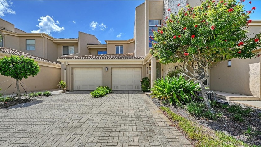 Under contract-accepting backup offers. Step into easy - Beach Condo for sale in Longboat Key, Florida on Beachhouse.com