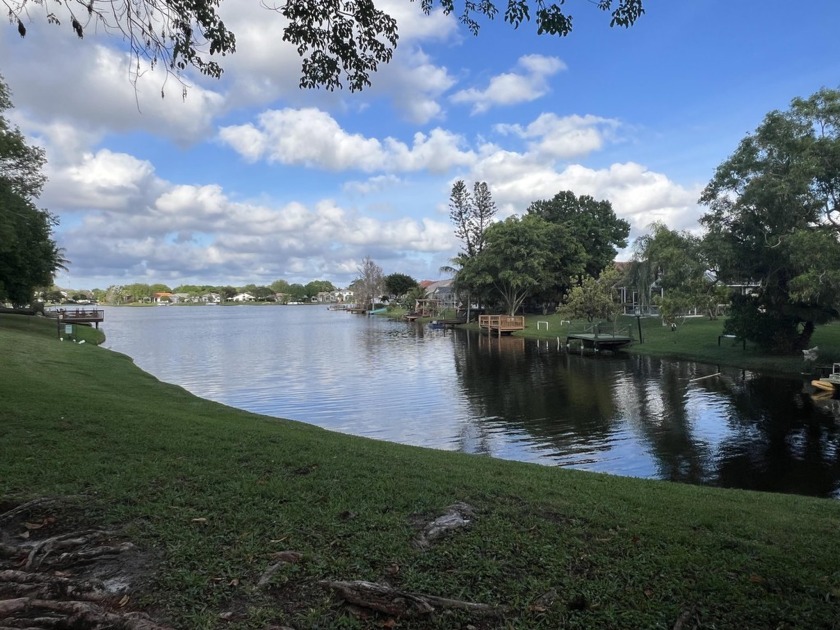 Amazing 2/2 condo with water views in the grat city of - Beach Condo for sale in Wellington, Florida on Beachhouse.com