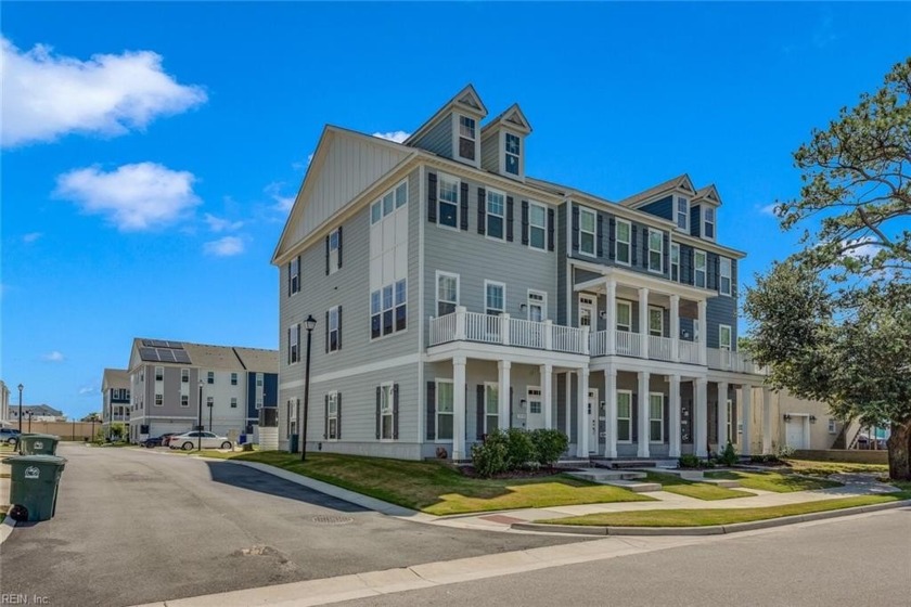 Stunning end-unit townhome at The TERN, by award-winning builder - Beach Townhome/Townhouse for sale in Norfolk, Virginia on Beachhouse.com