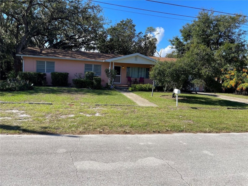 Beautiful and Cozy 3 bedroom 2 bathroom - Lovely neighborhood - Beach Home for sale in Holly Hill, Florida on Beachhouse.com