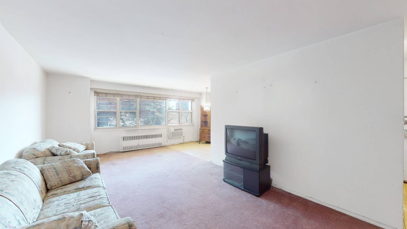 Spacious and Bright Two-Bedroom Apartment in Trump Village - Beach Condo for sale in Brooklyn, New York on Beachhouse.com