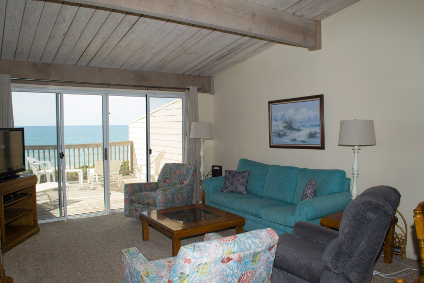 MULTI-LEVEL, OCEANFRONT - ENJOY BEACON'S REACH - Beach Vacation Rentals in Pine Knoll Shores, North Carolina on Beachhouse.com
