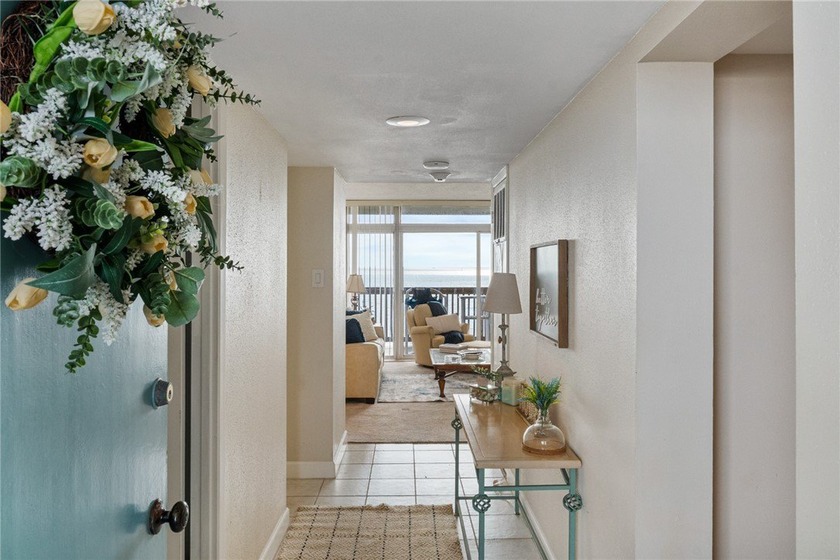 Welcome to this beautifully updated 2-bedroom, 2-bathroom condo - Beach Condo for sale in Corpus Christi, Texas on Beachhouse.com