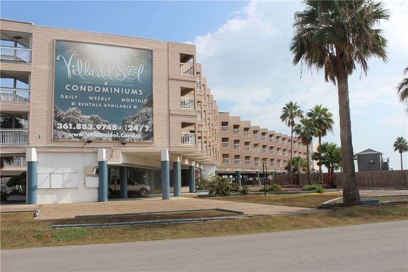 Coastal living at its best! This charming 1-bedroom, 1-bath - Beach Condo for sale in Corpus Christi, Texas on Beachhouse.com